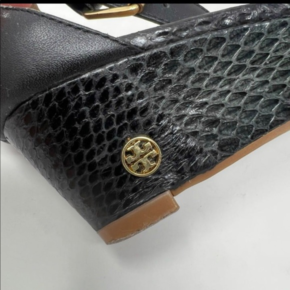 Tory Burch Savannah Wedge Black Gold Sandal Women Size 6 - Picture 7 of 11